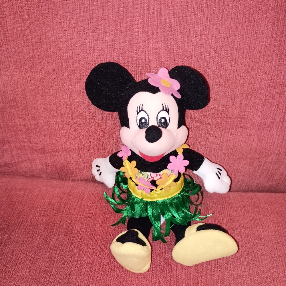 Vintage Hula Minnie Mouse pellet Plush Doll